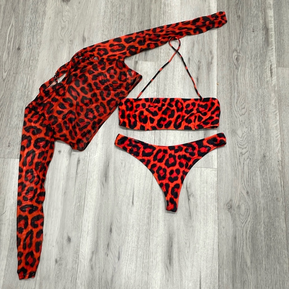3 Piece Red and Black Animal Print High Waist Thong Swimsuit - Picture 4 of 8